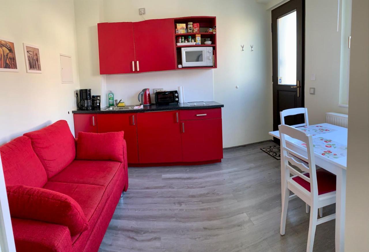 Apartment Senfbude - Schoene, Ebenerdige 2-raum-apartments Mit Stellplatz Und Terrasse Leipzig